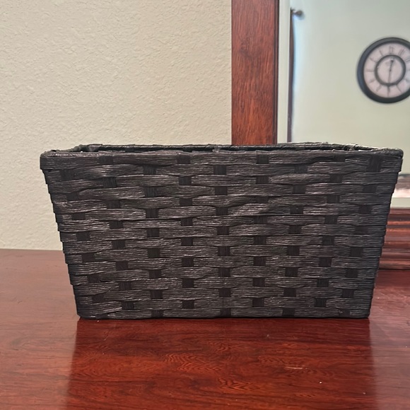 Wicker basket - Picture 1 of 5